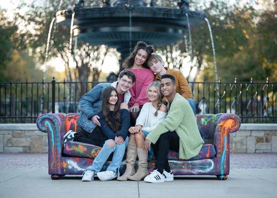 大师级GTG出品、老友记系列AI自适应预设、打造专属电影感色调（7）